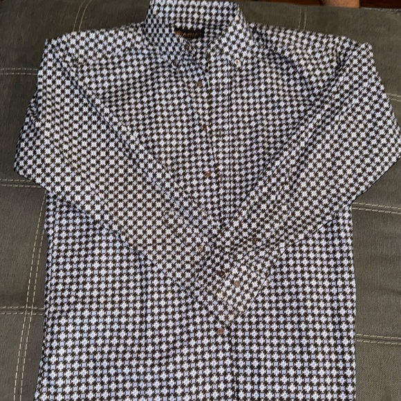 Arita Men Medium Button Down - Picture 1 of 3